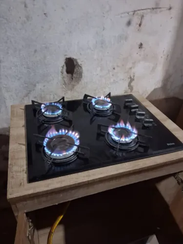 Balcão com cooktop 