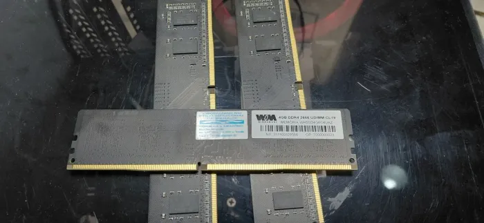 3 DDR4 de 4GB
