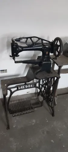 Máquina Singer Sapateiro 
