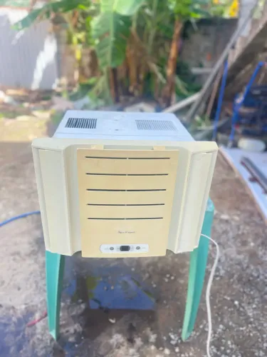Ar condicionado janela 10000 BTUs 220v