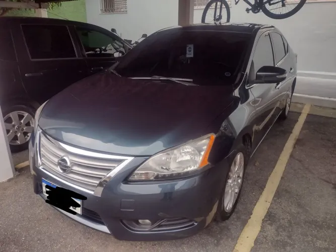 Nissan Sentra SL 2.0/ 2.0 Flex Fuel 16V Aut. 2015