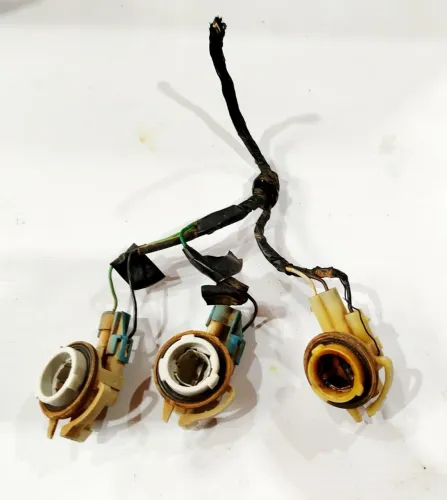 Circuito Soquete Lanterna Blazer 95/00 Tras Ld * 50011