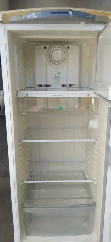 Geladeira Frost Free