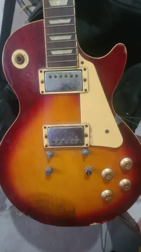 Guitarra shelter lespaul no estado 