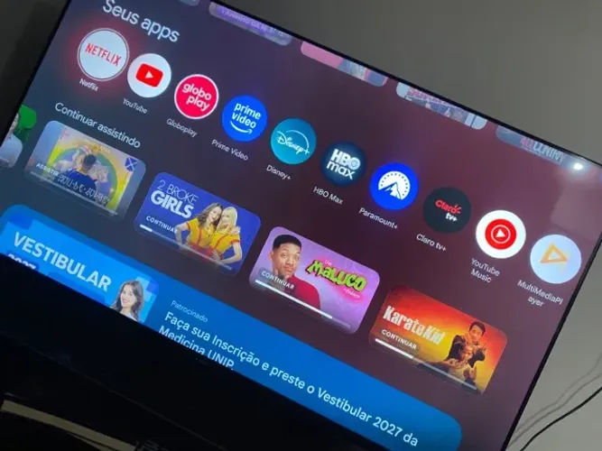 Smart Tv 50 polegadas com controle original (sem nenhum defeito)