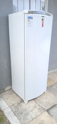 Geladeira cônsul GELO SECO ENTREGO 