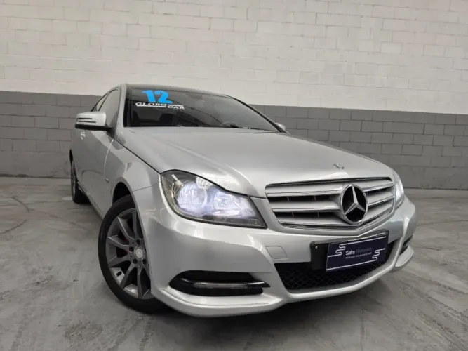 Mercedes-Benz C-180 CGI Coupe 1.8 16V 156cv Aut. 2012