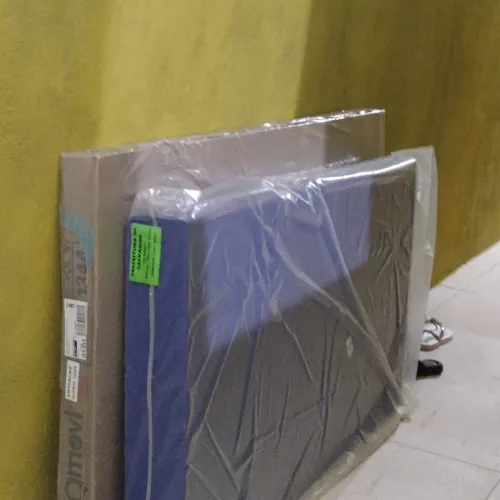 Vende-se um berço