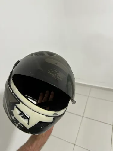 Capacete