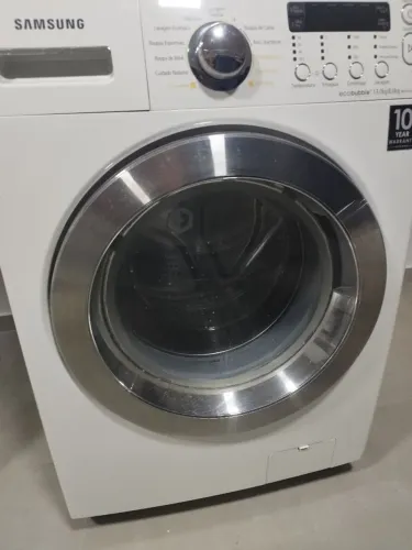 Máquina de lavar Samsung com defeito