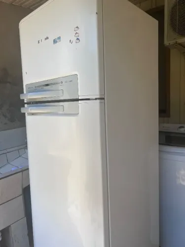 Vendo Geladeira Eletrolux