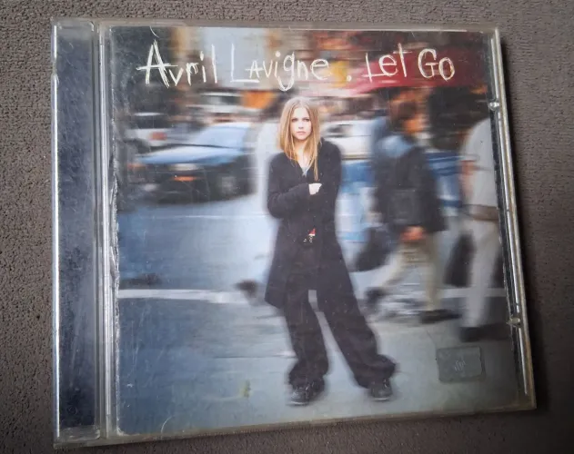 CD Avril Lavigne