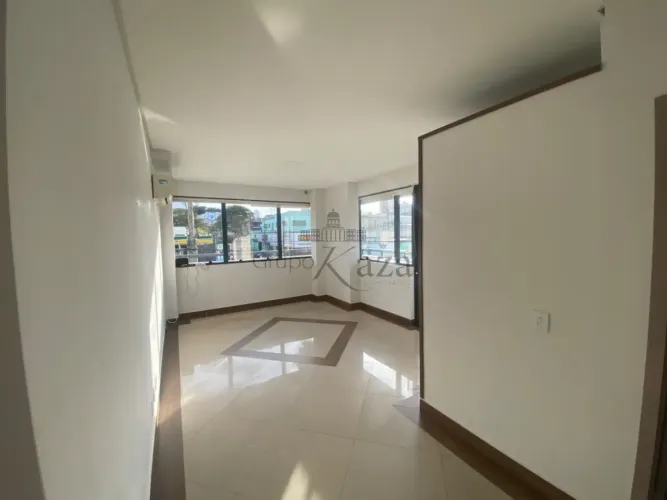 Oportunidade - Sala Comercial - Jardim São Dimas - Comercial Eco Tower - 44m²