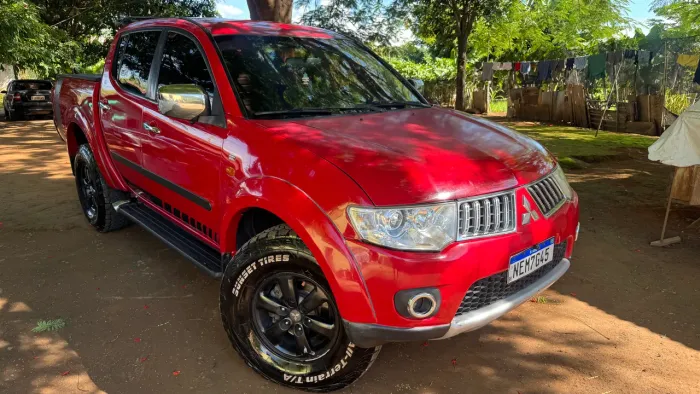 Mitsubishi L200 Triton HPE 3.2 CD TB Int.diesel AUT 2013
