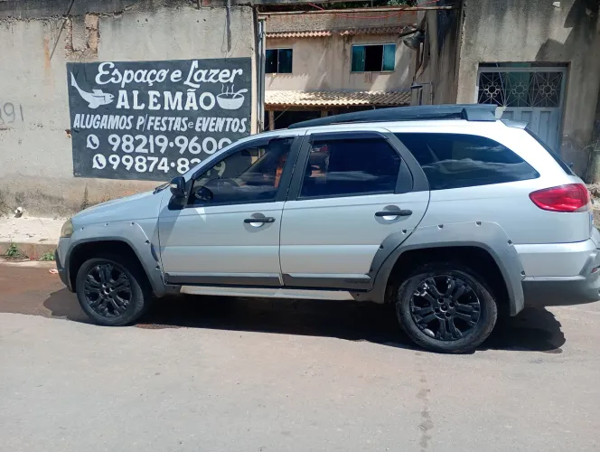 Fiat Palio Weekend Adventure Locker 1.8 Flex 2009
