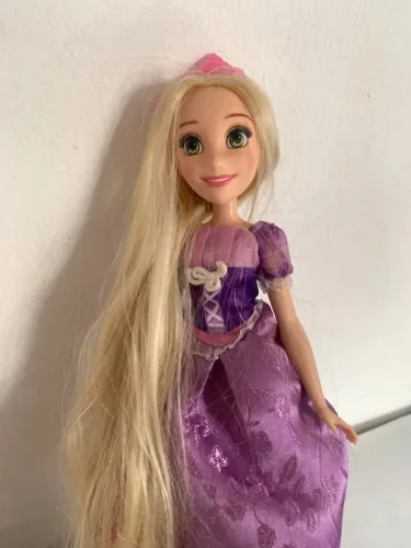 Boneca Rapunzel Hasbro (Enrolados)