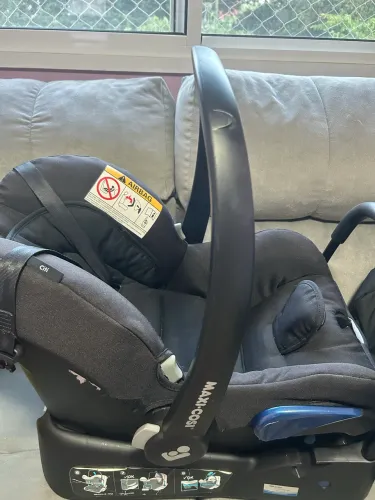 Bebê conforto Maxi-Cosi (completo)