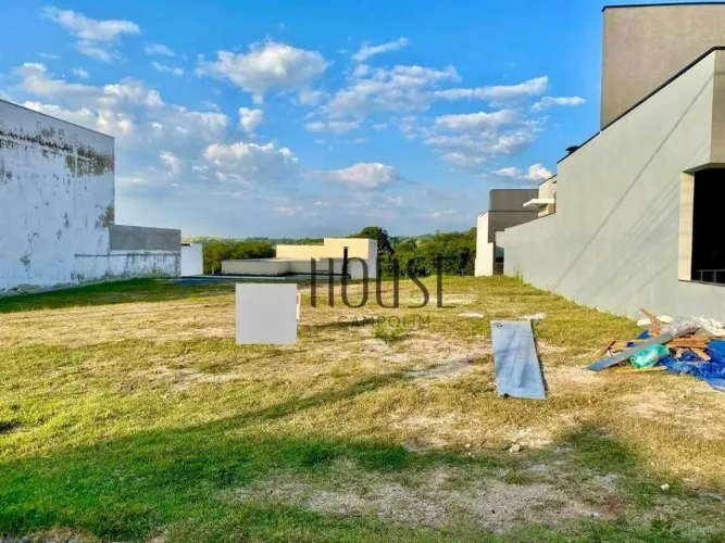 Terreno à venda em Sorocaba, com 298m² | Condomínio de alto padrão Residencial Renaissance