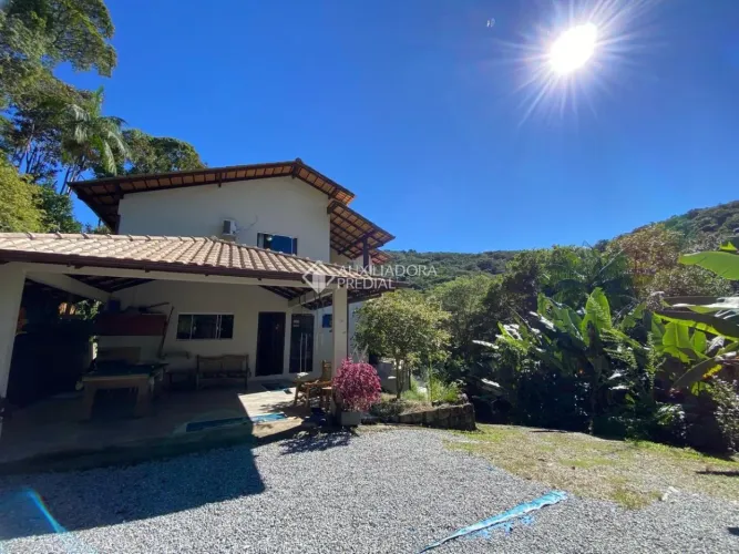 Vendo chácara com casa vista natureza | Santa Cruz da Figueira - Águas Mornas | SC
