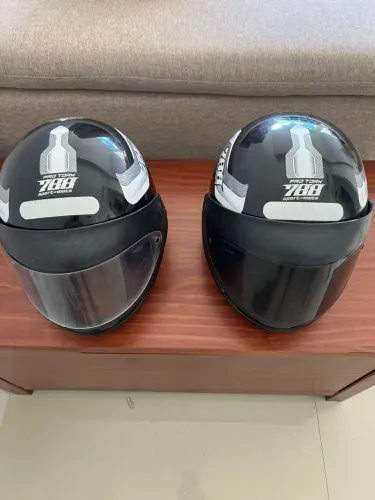 Vendo Capacetes