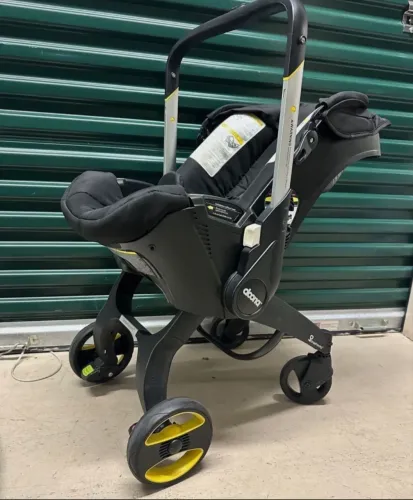 Carrinho de bebê que vira bebê conforto - Importado - Doona