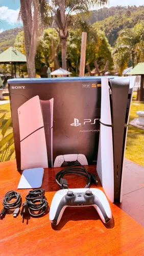 PlayStation 5 muito novo 
