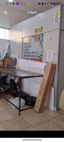 Vendo divisoria de eucatex. Formato em L, dois lados medindo 3x3mt