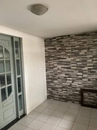 CORDEIRO - 2 PAVIMENTOS 4 SALAS 6 QUARTOS 2 SUITES 03 GARAGENS