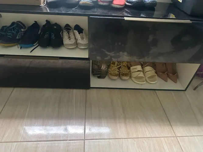 Vendo aparador e armário mdf