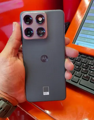 Lançamento Edge 70, câmeras da Sony, ultra fino, excelente processador, 1 ano de garantia