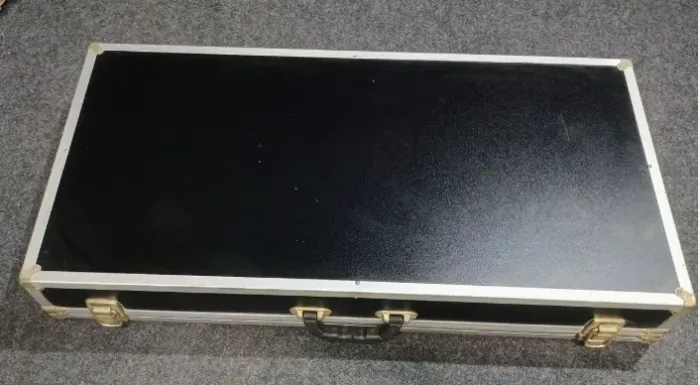 Case Pedaleira 50x30x10