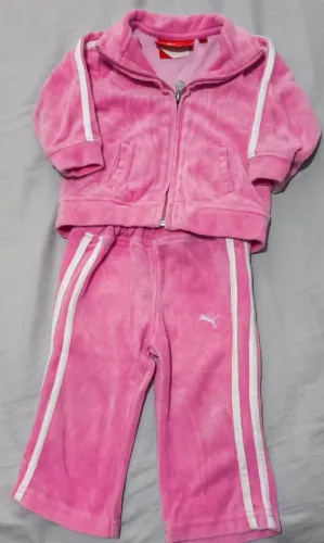 Conjunto esportivo infantil