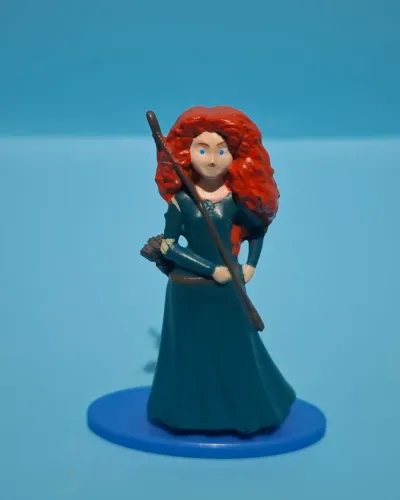 Disney Valente Mérida Micro Miniatura Original Mattel(Leia a descrição)
