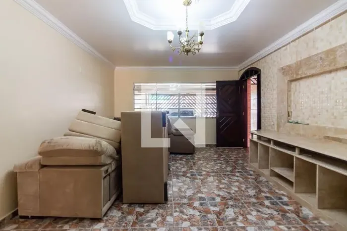 Casa à Venda - Vila Yara, 2 Quartos, 234 m2
