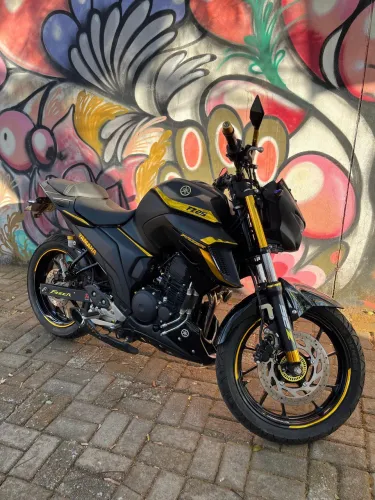 Fazer 250 Cv