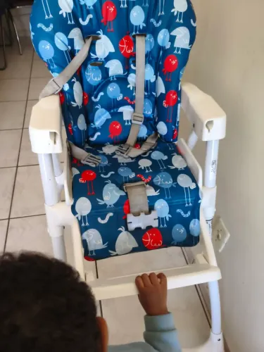 Cadeirinha de alimentação de bb