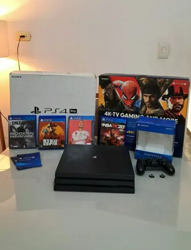 PLAYSTATION 4 PRO