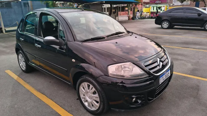 Citroen C3 GLX 1.4/ GLX Sonora 1.4 Flex 8V 5P 2011