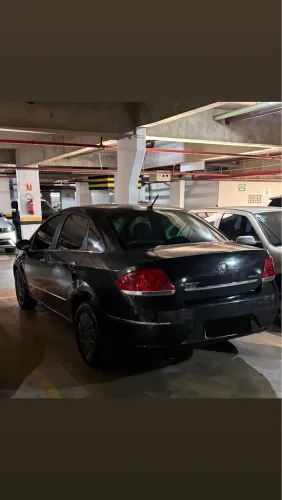 Fiat Linea Absolute 1.9/1.8 Flex Dualogic 4P 2010