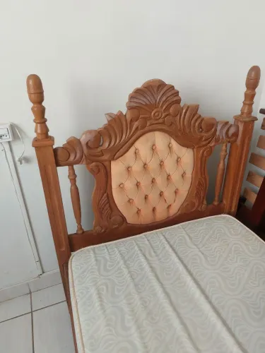 Cama de Solteiro madeira maciça