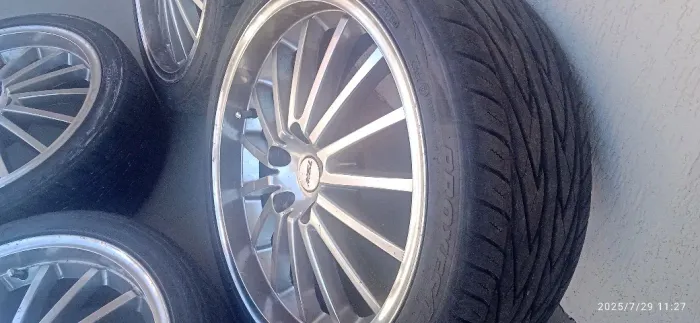 Rodas TSW aro 18 tala 8 com pneus