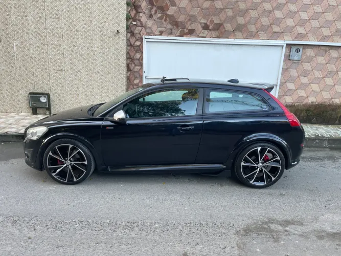 Volvo C30 T-5 R-design 2.5 230cv Aut. 2011