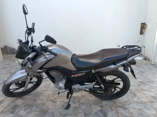 Vendo Moto CG FAN 160