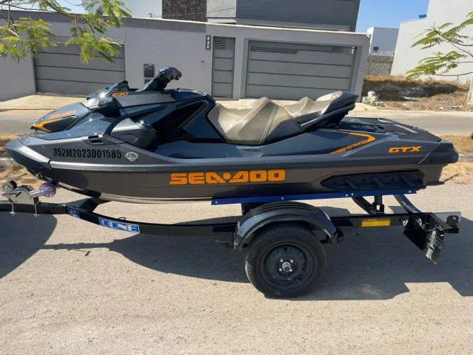 Jet Ski GTX 230