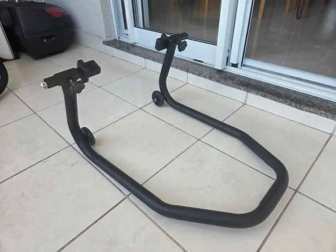 Cavalete traseiro universal moto