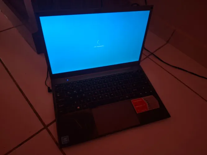 Notebook Compaq Presario 420 Pentium N3700 4GB 1TB 14