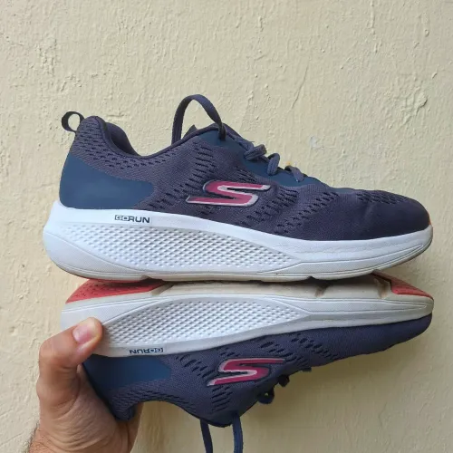 Tenis Skechers Go Run Elevate Air Cooled - estado impecável 