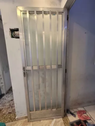 Porta de alumínio completa 80 x 2,10