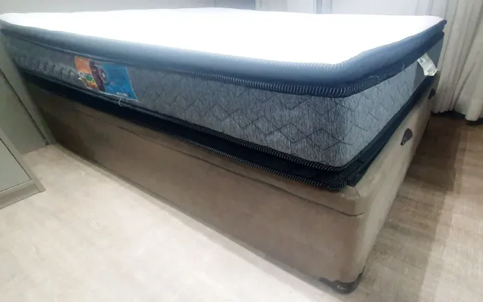 Cama Box Semi Nova Completa