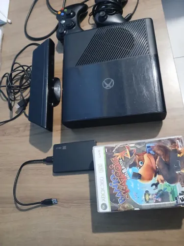 Xbox 360 super slim
